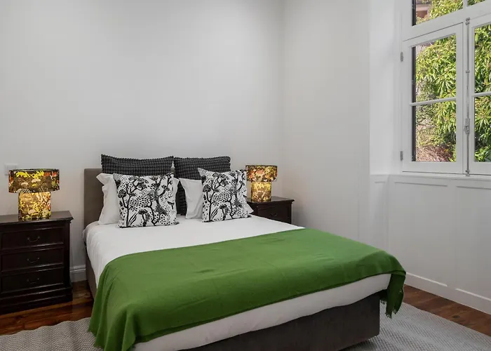 Сasa de vacaciones Rua Do Pina 5 Cozy 3-bedroom In