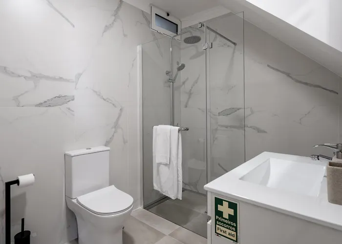 Rua Do Pina 5 Cozy 3-bedroom In * Φουνκάλ